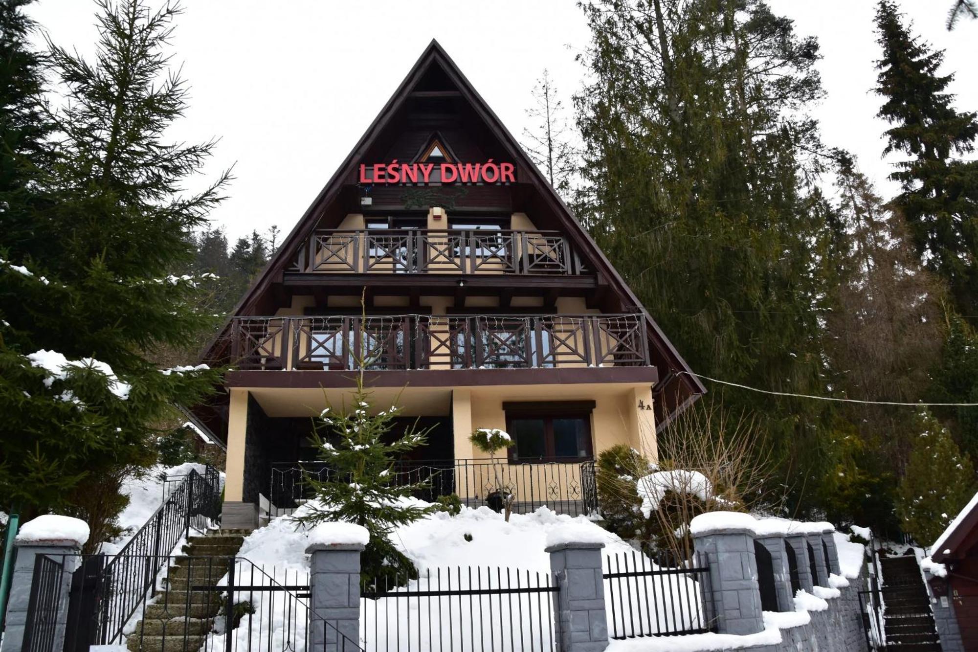 Lesny Dwor Hotel วีสวา ภายนอก รูปภาพ